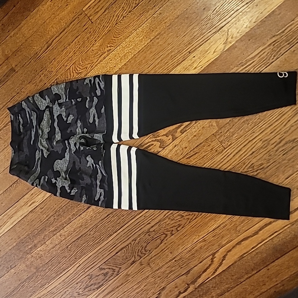 Bombshell leggings